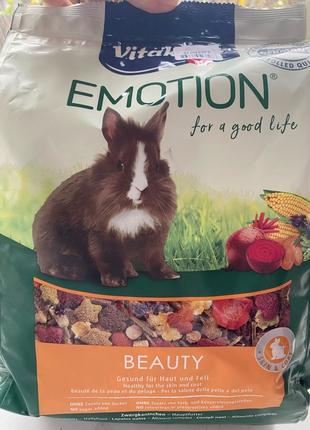 Корм Vitakraft Emotion Beauty для кроликов 1,5 кг