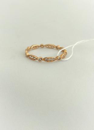 Золотое кольцо с цирконием, золотое кольцо в стиле минимализм