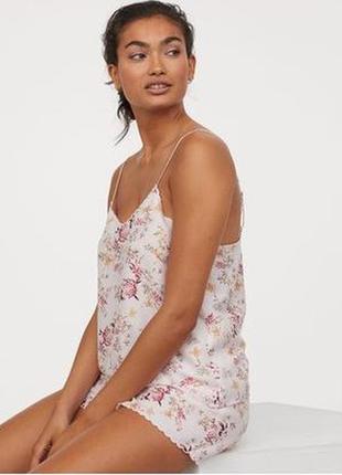Пудровая пижама в цветочный принт с обработанными краями от h&m