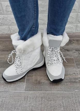 Чоботи черевики на хутрі зимове взуття дутики