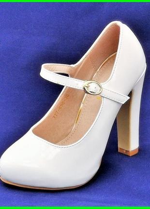 Женские белые туфли на каблуке лаковые модельные (размеры: 36,...