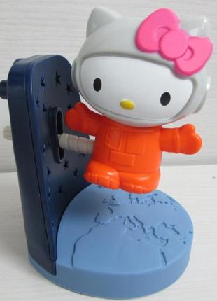 Hello kitty фигурка с макдональдс, коти в космосе