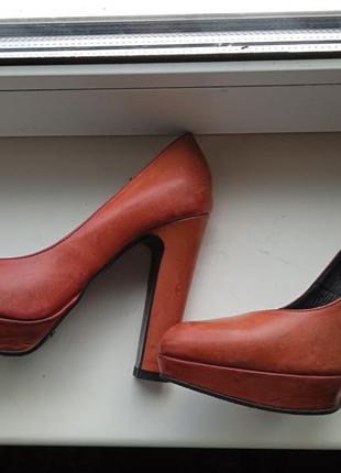 Лабутены туфли на каблуке бренд omai кожа италия 38(37) размер