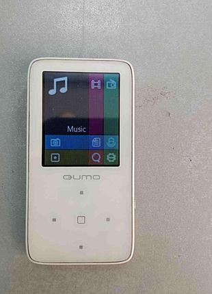 Портативный цифровой MP3 плеер Б/У Qumo Cosmo 4GB