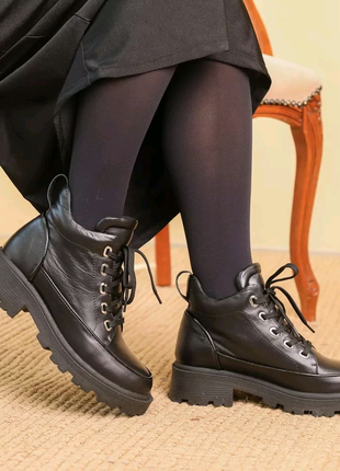 Зимние черные женские ботинки на меху из натуральной кожи,зима