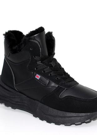 Чорні жіночі теплі зимові черевики на шнурівці чорний