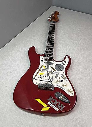 Электрогитара бас-гитара Б/У Fender American Standard Stratoca...