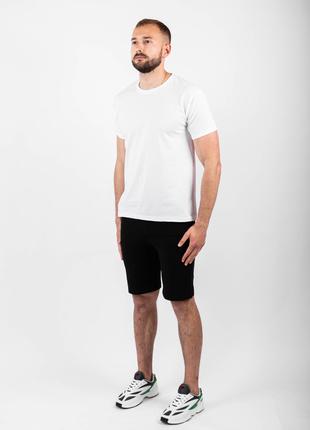 Мужской летний комплект белая футболка и чёрные шорты