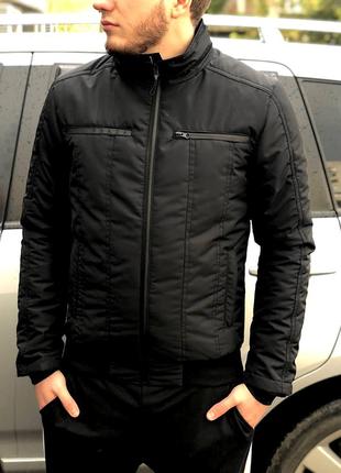 Чоловіча чорна демісезонна куртка PRADA