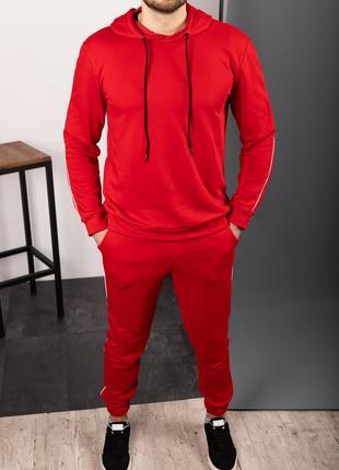 Мужской красный спортивный костюм с кантом