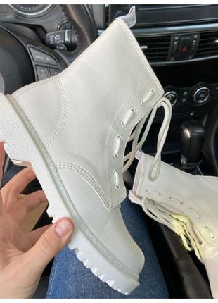 Жіночі черевики Dr. Martens 1460 Mono White Lux, білі шкіряні ...