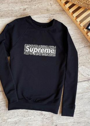 Женский чёрный реглан с принтом "Supreme"