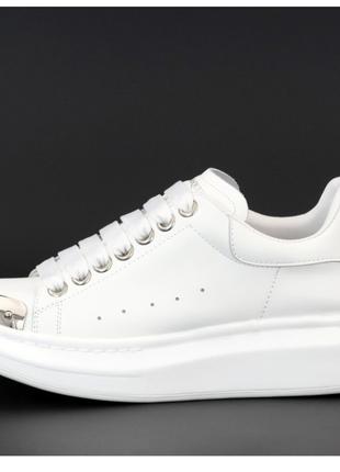 Женские кроссовки Alexander McQueen White, белые кожаные кросс...