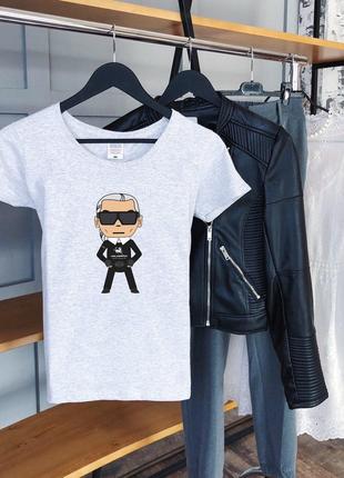 Женская серая футболка с принтом "Lagerfeld"