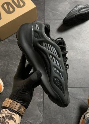 Мужские кроссовки Adidas Yeezy 700 V3 Black, мужские кроссовки...