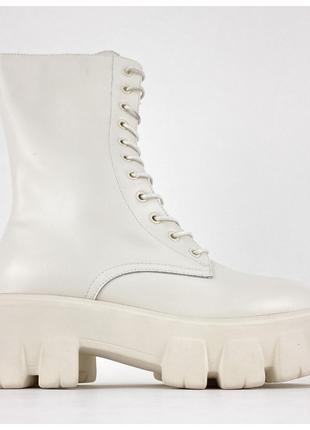 Женские ботинки Prada Pouch Combat Boots Cream High, кожаные б...