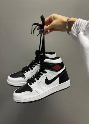 Nike Air Jordan 1 Retro High Black White Red