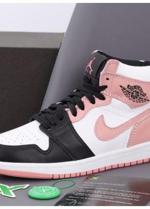 Женские кроссовки Nike Air Jordan 1 Retro High Patent Pink toe...