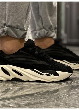 Женские кроссовки Adidas Yeezy Boost 700 V2 Black, кроссовки а...