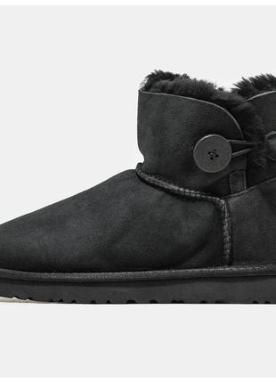 Женские зимние UGG Classic Mini Bailey Button Black, черные за...