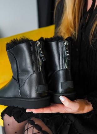 UGG Classic Short Mini 2 Zip Boot Black 5