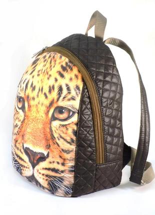 Яскравий молодіжний рюкзак із принтом тигру. стьобаний рюкзак ...