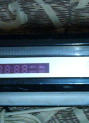 Програвач для. 
DVD CD Video Cd mp3
 USB флешки,
Висилаю
