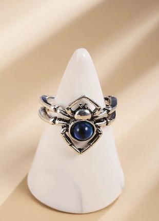 Кольцо женское паук с синим глазом на брюшке кольцо в виде Пау...