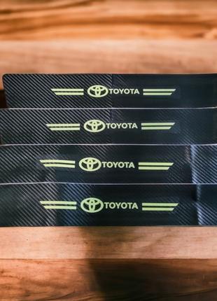 Защитная фосфорная пленка накладка на пороги для Toyota- Черны...