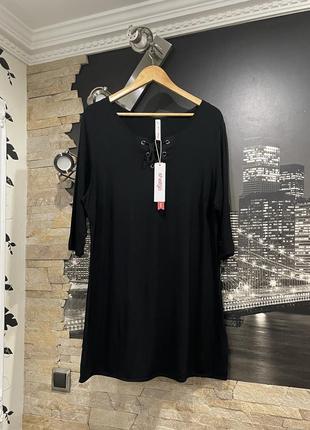Базова чорна сукня віскоза кежуал великого розміру sheego
