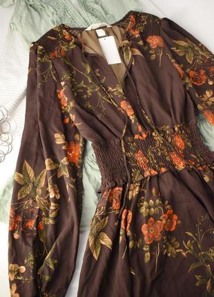 Элегантное коричневое платье с цветами h&amp;m xxs-xs новое на...