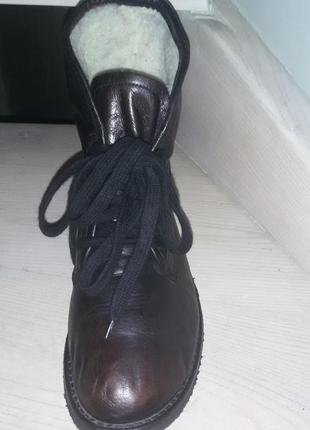 Кожаные утепленные ботинки aerosoles размер 40 (26 см)