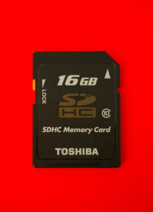 Карта памяти флеш SD HC 16 GB 10 class Toshiba