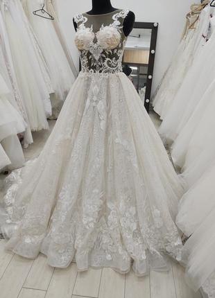 Новое свадебное платье премиум качества. свадебное платье клас...