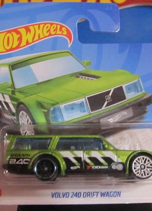 Машинка Хот Вилс Hot Wheels Volvo