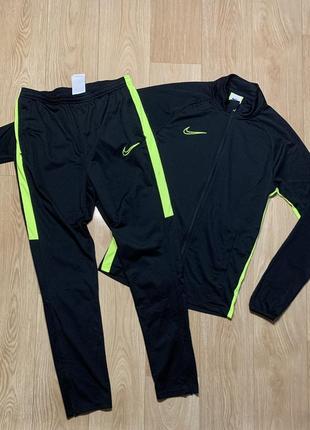 Nike academy trk suit спортивный костюм