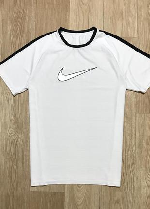 Футболка nike dri fit