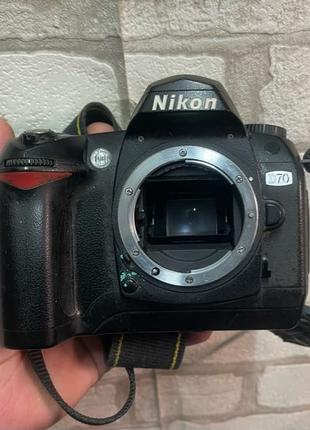 Фотоаппарат, камера Nikon D70 б/у