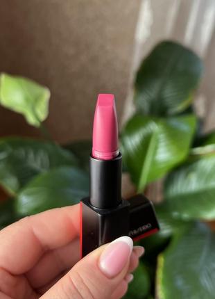 Shiseido modern matte powder помада для губ матовая