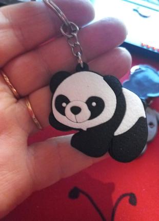 Брелок на ключи резина панда