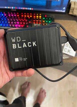 Жорсткий диск 4TB Western Digital (WD) Black P10