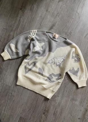 Джемпер свитер молочного цвета с серебряными пайетками