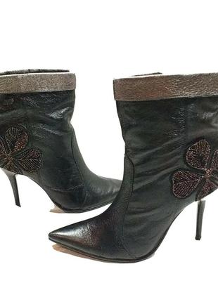Miss sixty 37 женские кожанные черные ботинки на шпильке