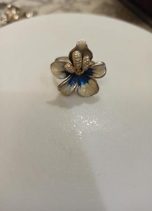 Серебряный кольцо, цветок с эмали с позолотой