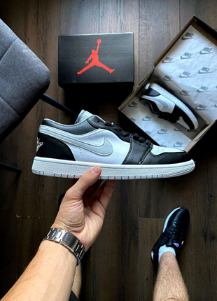 Nike Air Jordan Low X grey
