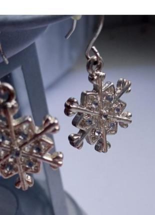Серьги снежинка серебро украшение стразы зима новый год