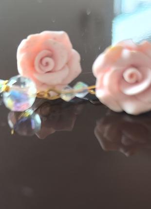 Розовые серьги гвоздики из полимерной глины с хрусталем