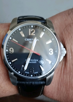 Часы наручные швейцарские Certina