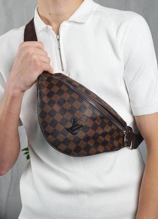 Бананка шкіряна louis vuitton коричнева