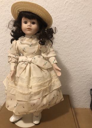 Лялька порцелянова, колекційна. 40 см.